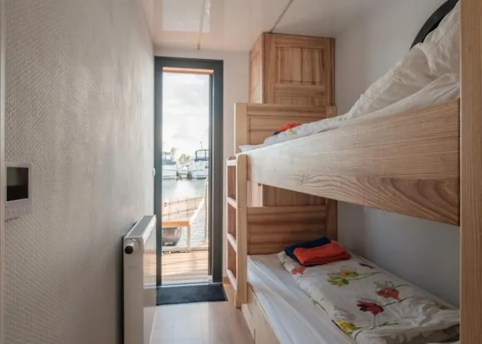 Hausboot Puentenel - Stationaer - Traumhafte Auf Dem Wasser Botel Tolkamer