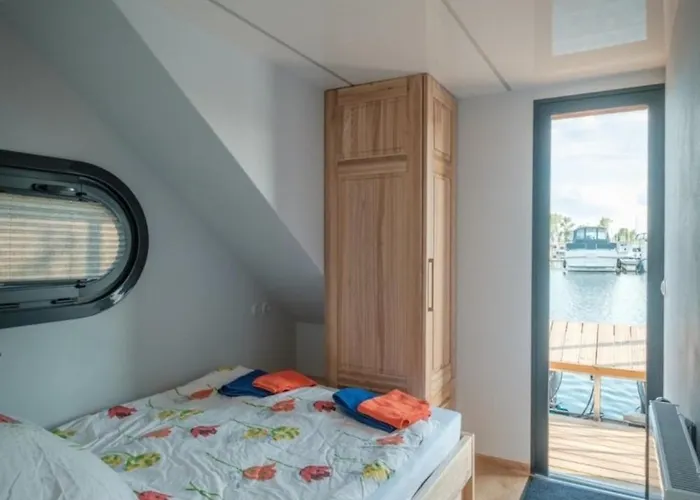 Hausboot Puentenel - Stationaer - Traumhafte Auf Dem Wasser Botel *