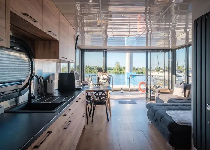 Hausboot Puentenel - Stationaer - Traumhafte Auf Dem Wasser Tolkamer