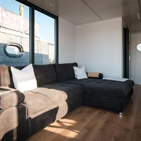 Botel Hausboot Puentenel - Stationaer - Traumhafte Auf Dem Wasser